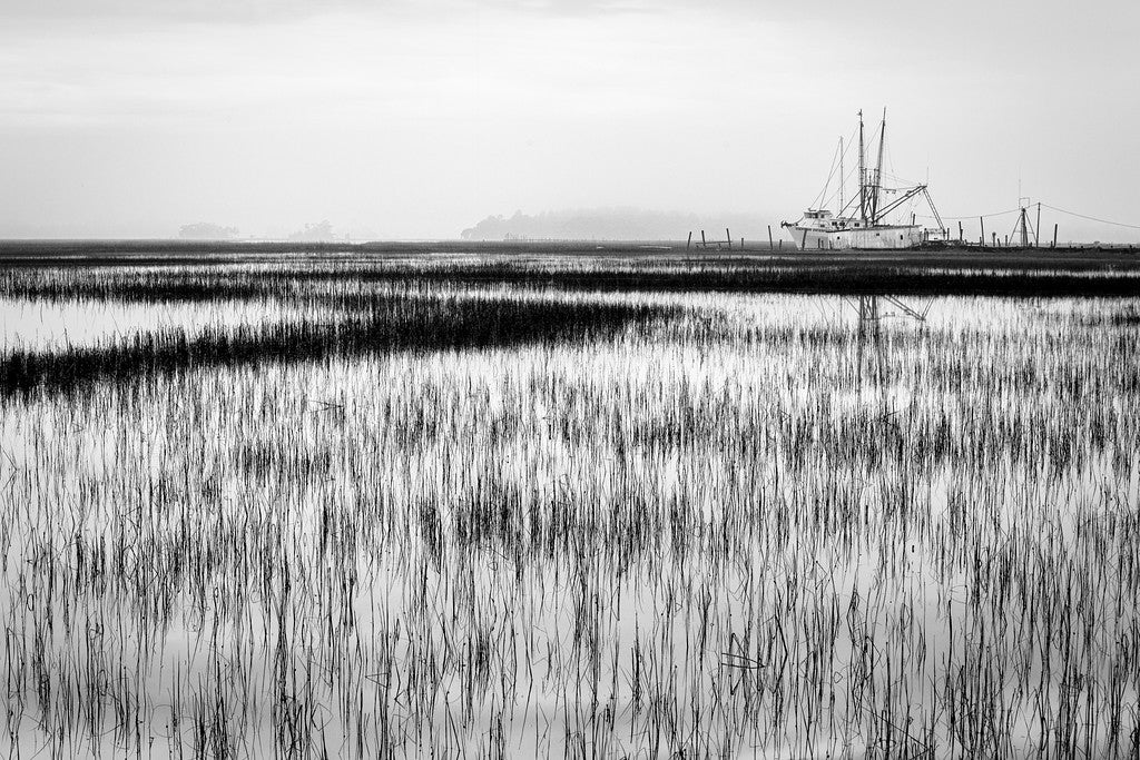 Shrimpboat in B&W